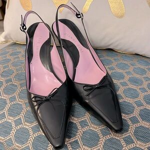 Gianni Bini Navy Blue leather size 7.5 slingback heel